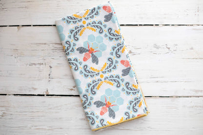 Honey Bee Cloth Napkins, Set of Four, 18" Everyday