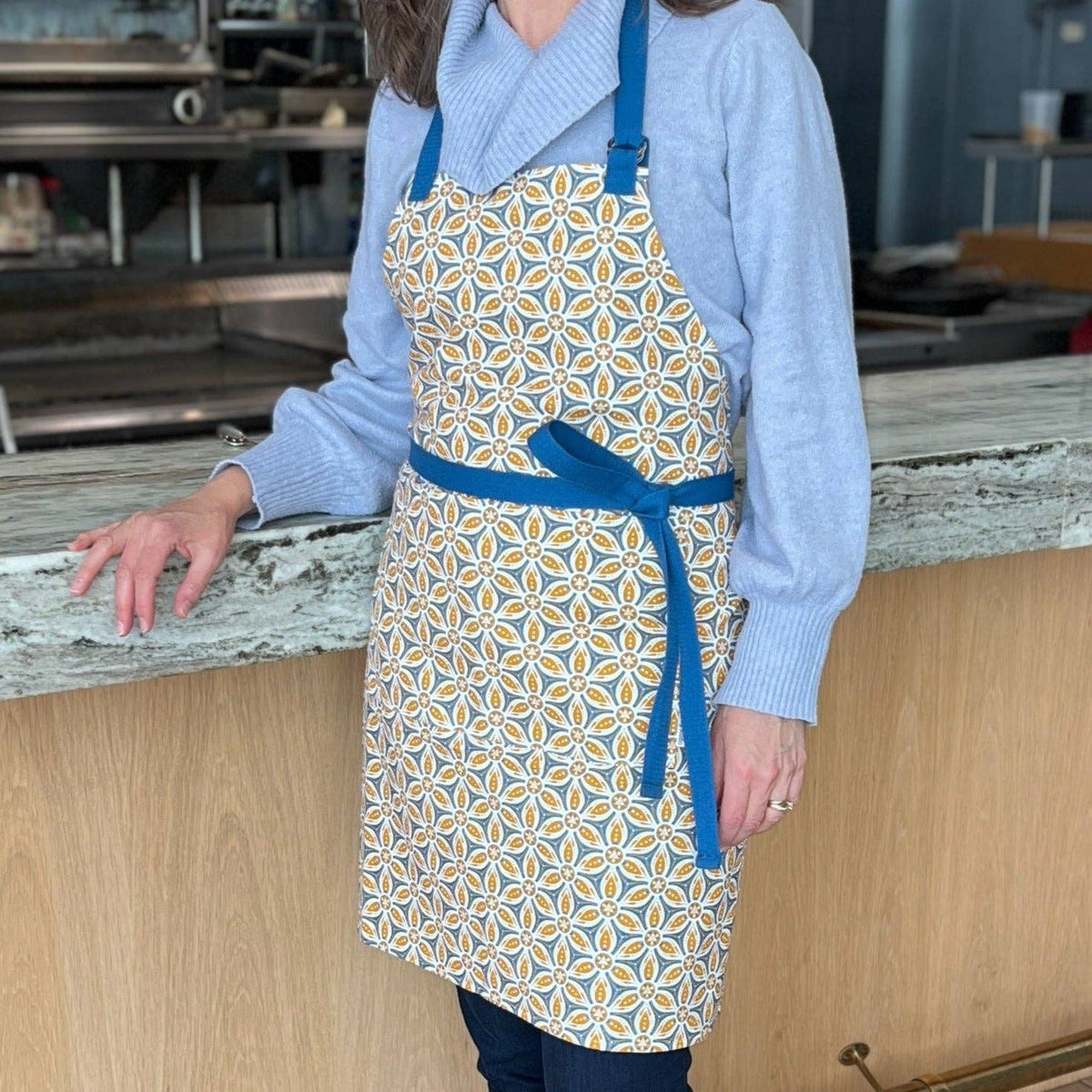 Apron-Adult | More Bees Please