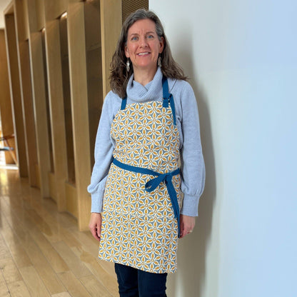 Apron-Adult | More Bees Please